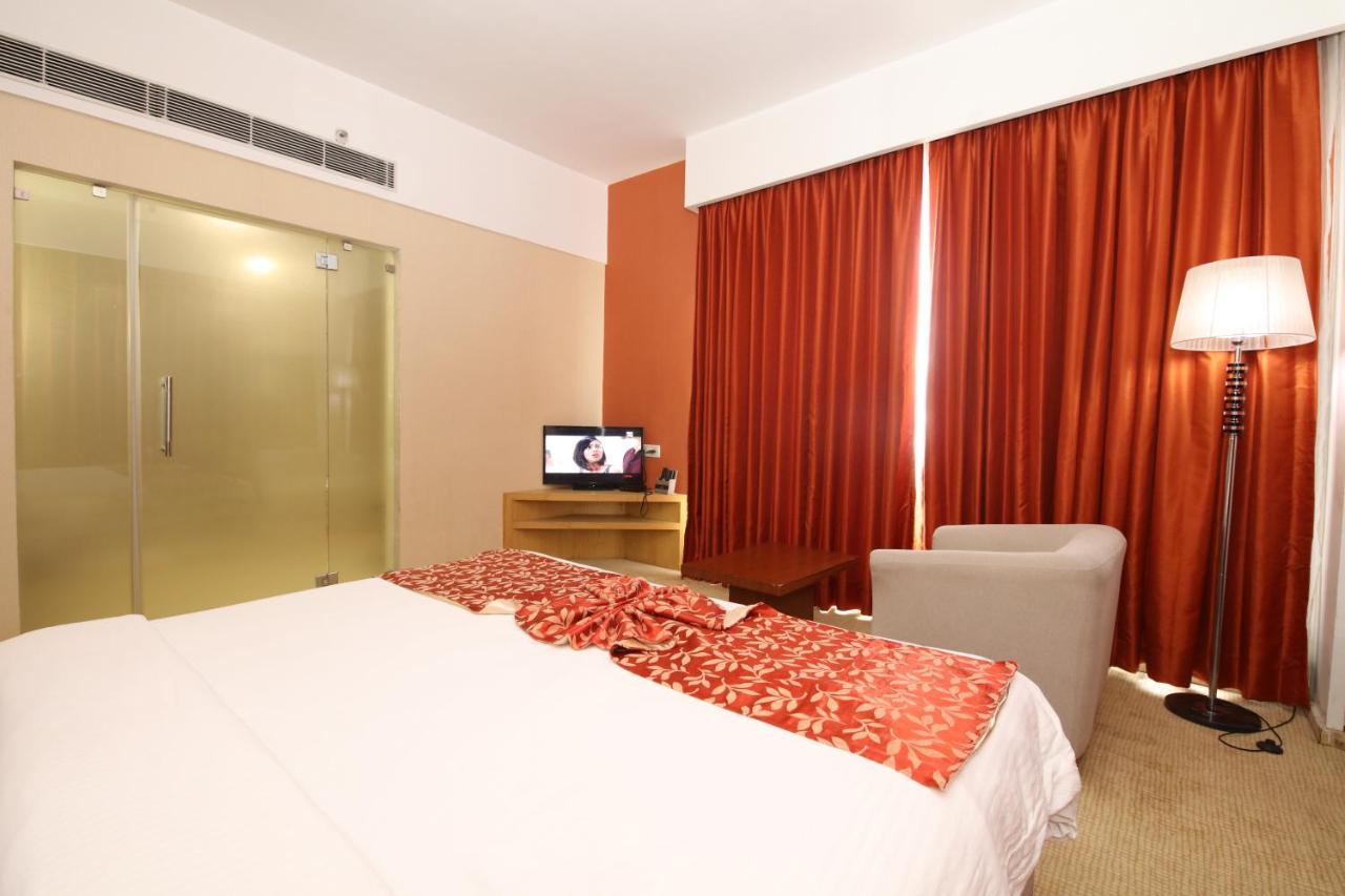 Maha Bodhi Hotel.Resort.Convention Centre Esterno foto