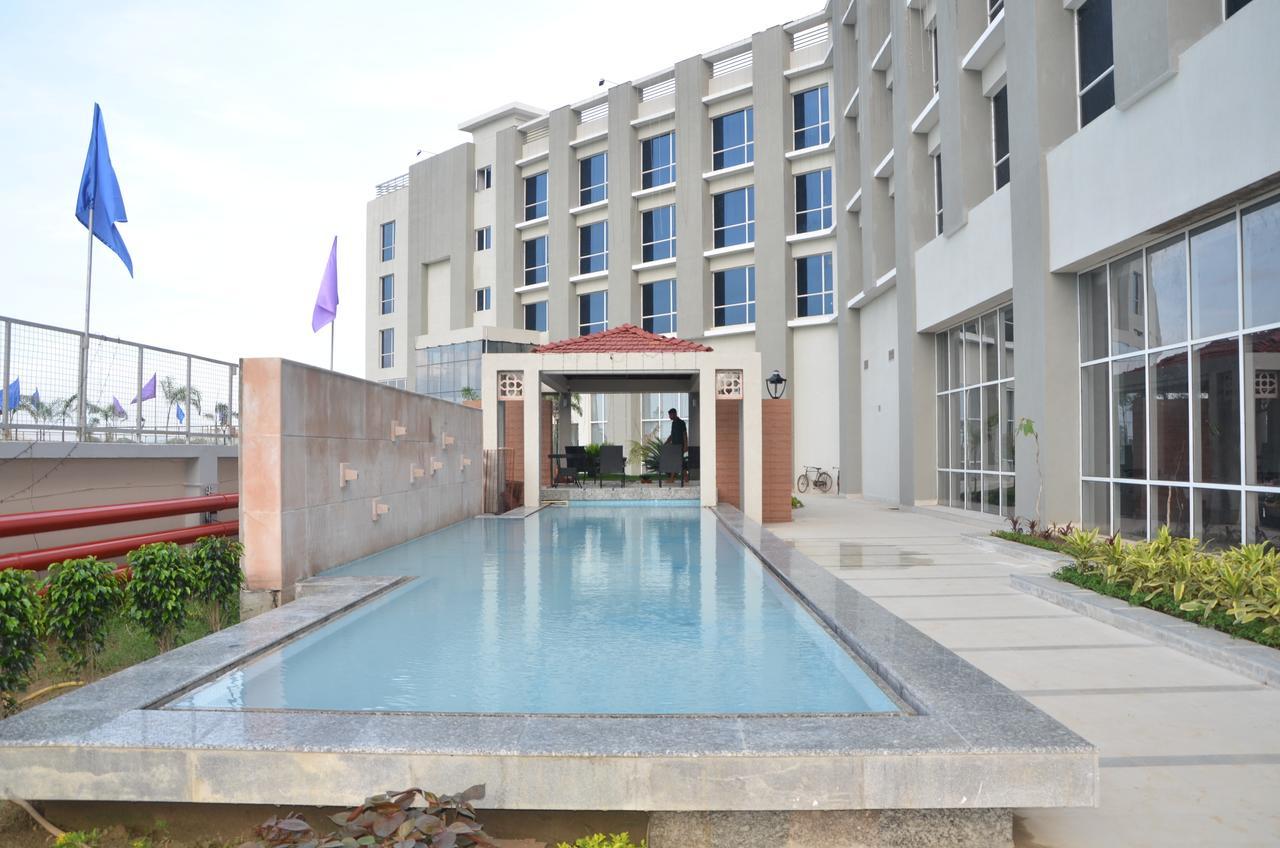Maha Bodhi Hotel.Resort.Convention Centre Esterno foto